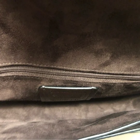 Coach flap shoulder bag with extra shorter handle in dark green - Picture 6 of 9